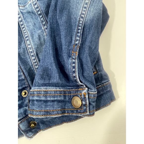 Garnet Hill Kids Jean Jacket with Embroidered Flowers Size Large - Picture 7 of 16